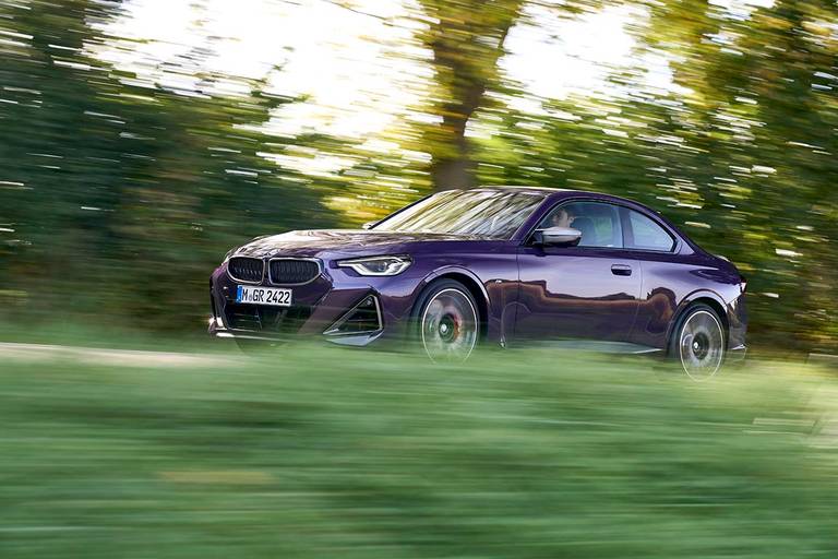 AS24 BMW 2 Reeks Coupé 2021 rijdend voor 2