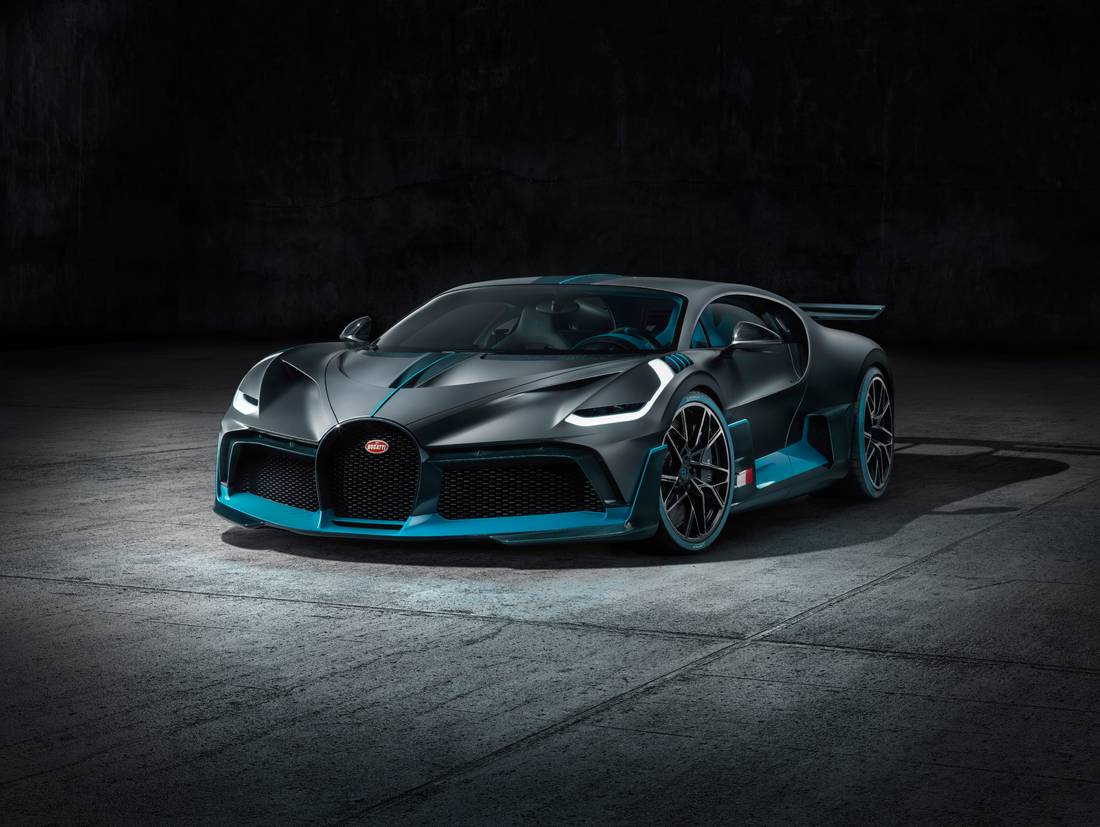 02_bugatti-divo_f34.jpg