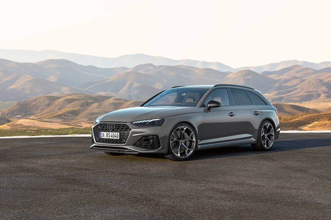 AS24-modelpagina-audi-rs-4_01
