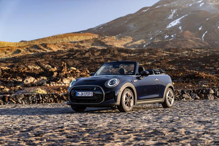 Mini Cooper SE Cabrio (2023) statisch, vooraanzicht