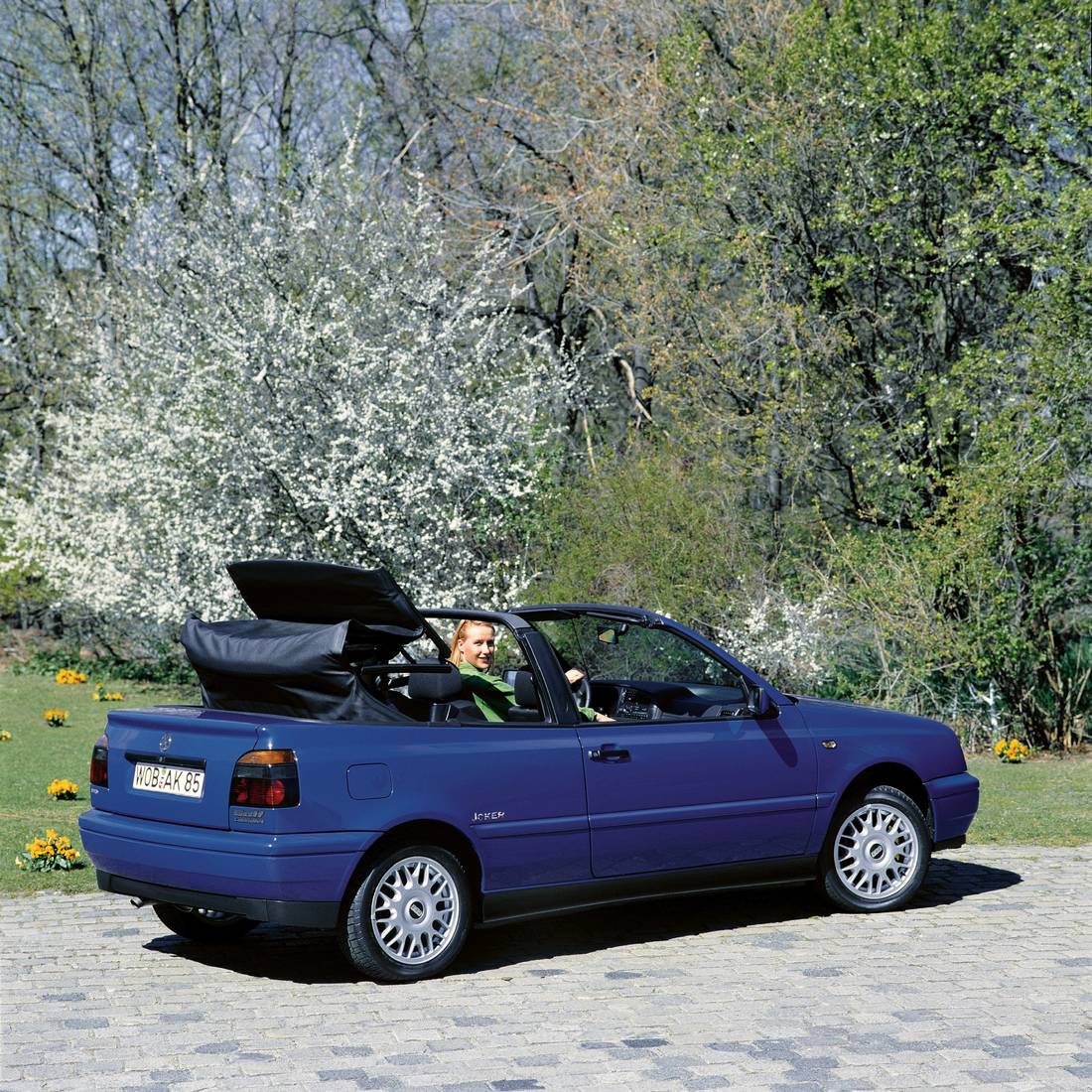 volkswagen_golf_cabrio_joker.jpeg