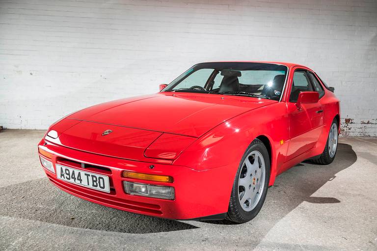 1988-Porsche-944-Turbo-S-front-angle-1