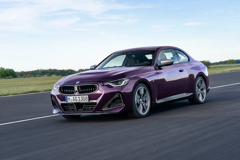 AS24 BMW 2 Reeks Coupé 2021 rijdend voor