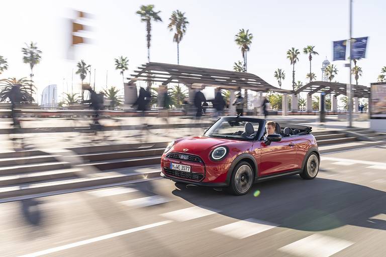 BEBE20250605 Research cabrio 04