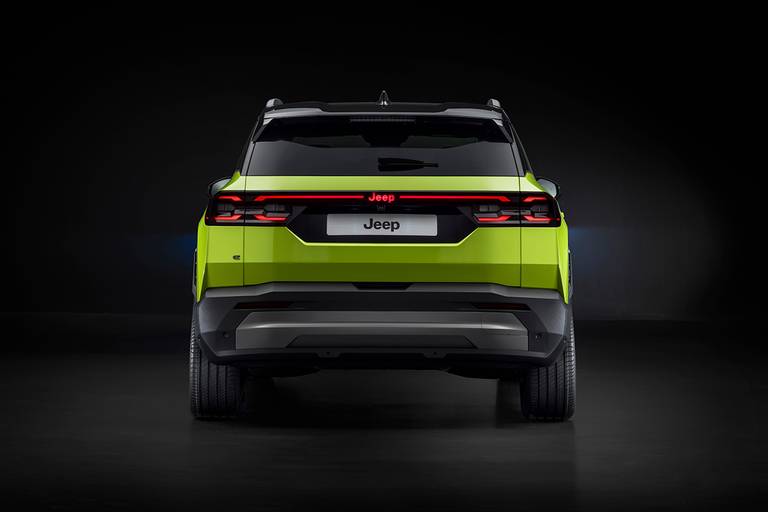 BEBE20250508 Jeep Compass 01