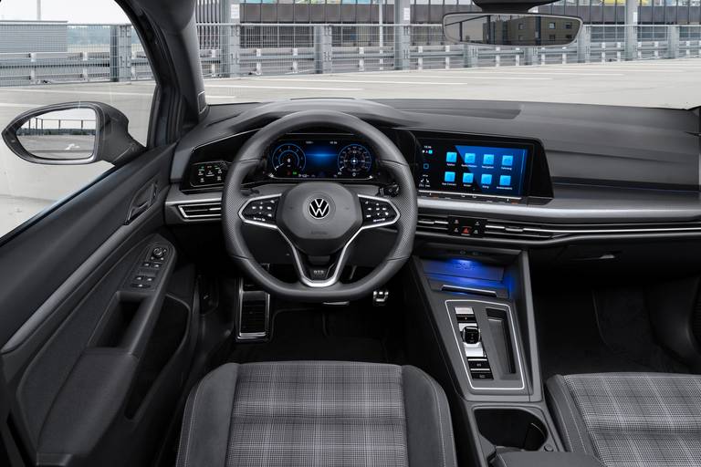 Golf GTD interior