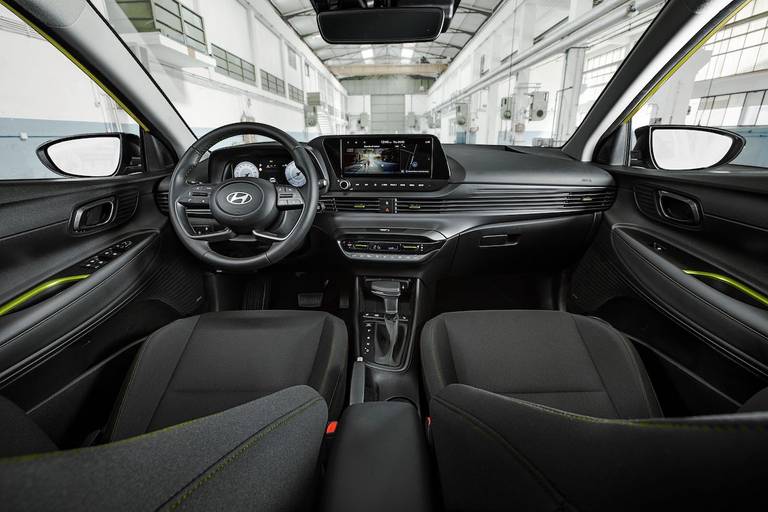 Hyundai i20 (2023) interior