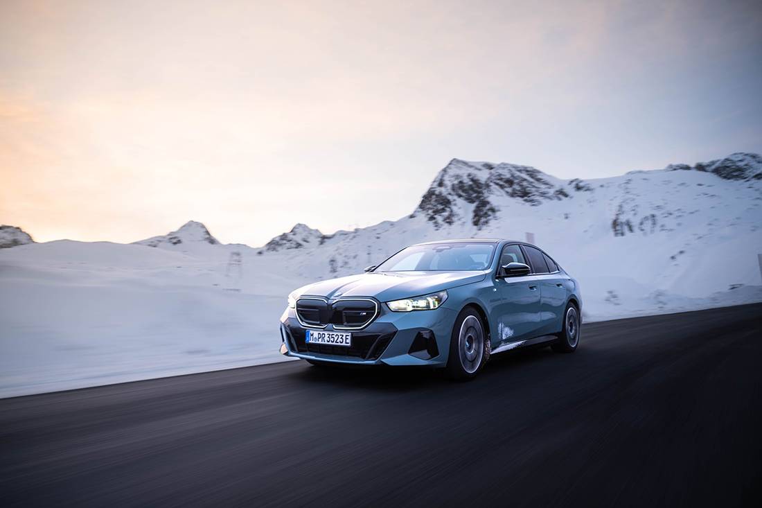 Essai : BMW i5 M60, sur la neige comme dans les cieux (2023)