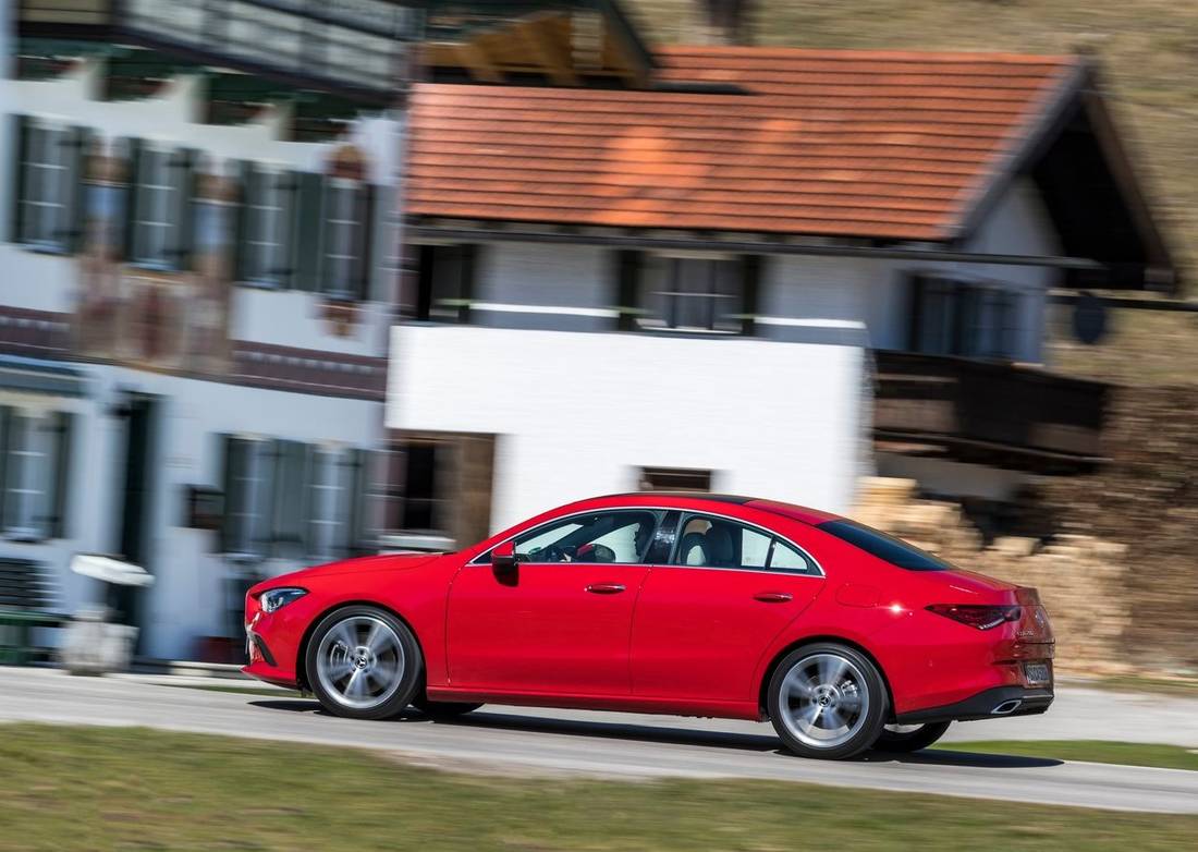 Mercedes-Benz-CLA-2020-1280-5c