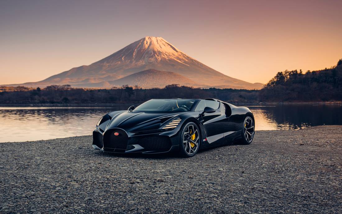 01 BUGATTI_W16-Mistral_Japan.jpg