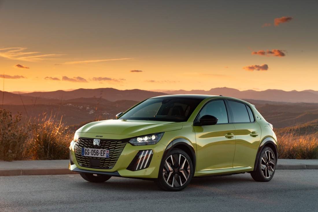 PEUGEOT_E208_TESTDRIVE_2311TC015