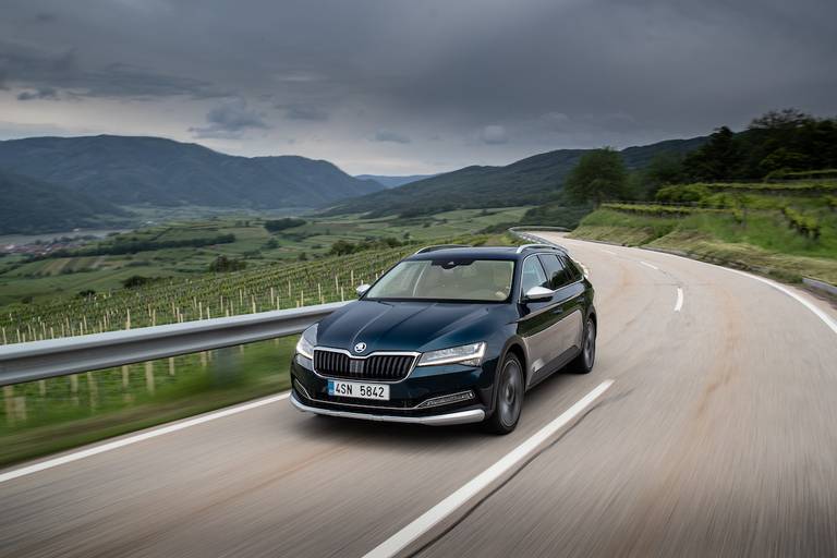 AS24 Ruimste breaks Skoda Superb