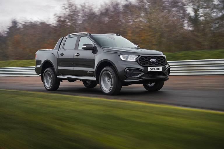 Ford Ranger MS-RT (2022) rijdend, vooraanzicht