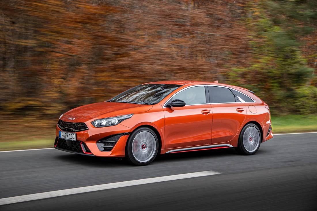 kia_proceed_gt_line_02.jpeg