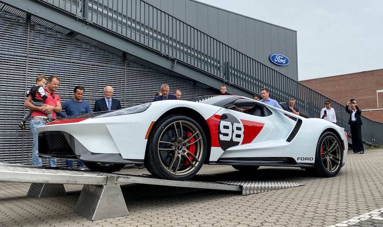 AS24 Ford GT Dekker aankomst