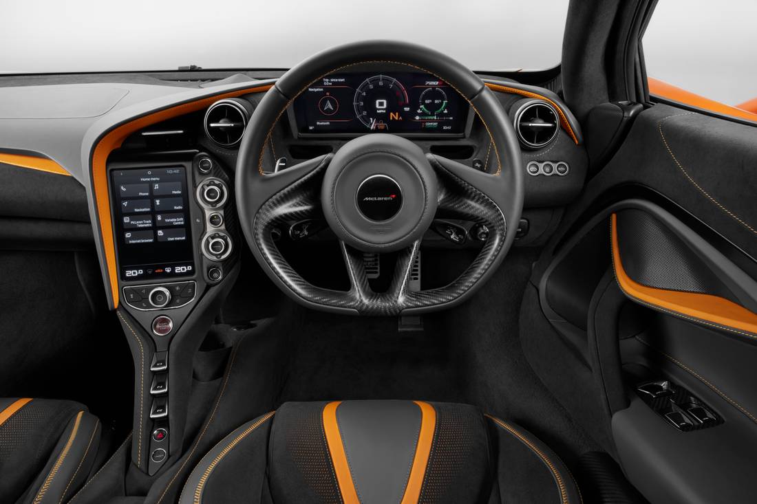 7527-McLaren720S