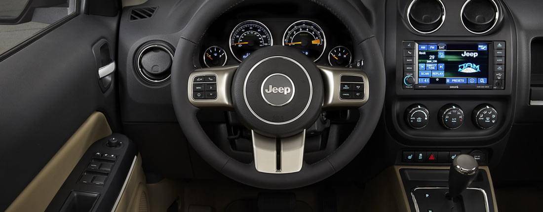 jeep-patriot-interior