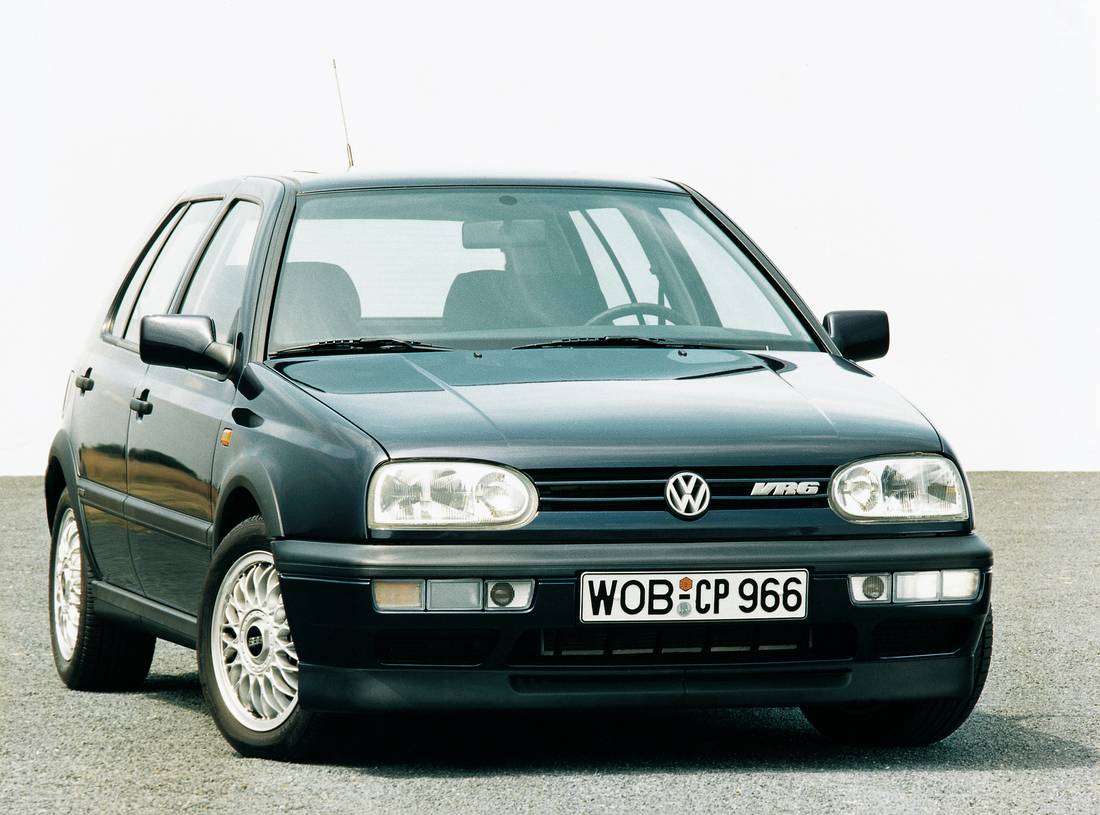 volkswagen_golf_vr6_5-door.jpeg