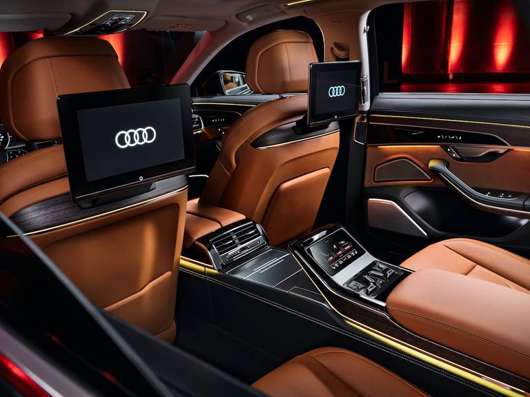 AS24 Audi A8 2021 interieur