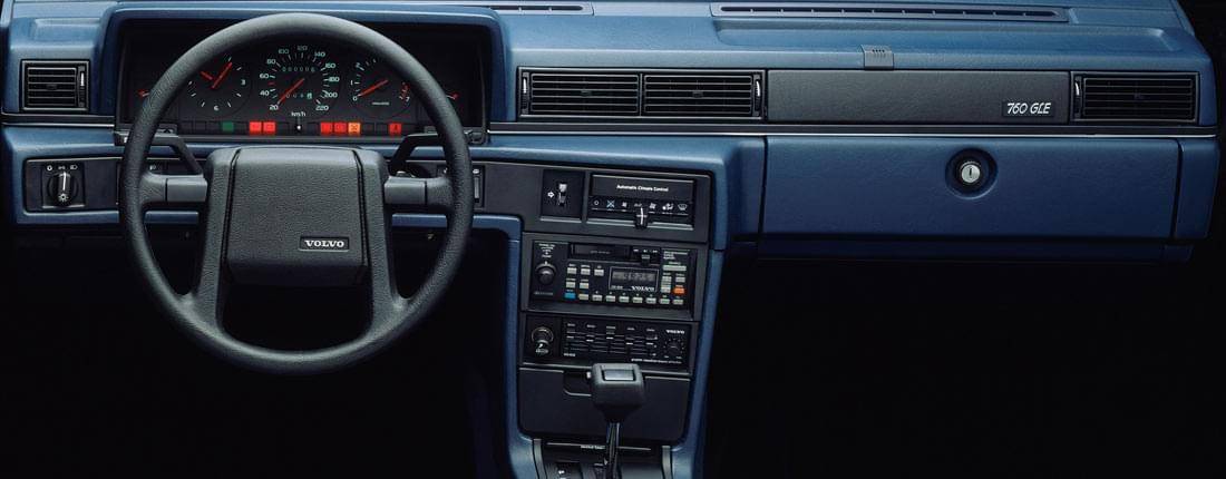 volvo-760-interior