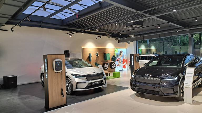 Skoda dealer inside