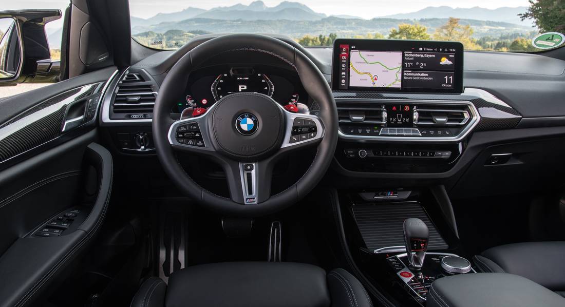 bmw-x4-m-interior