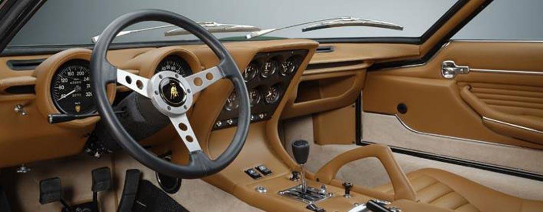 lamborghini-miura-interieur