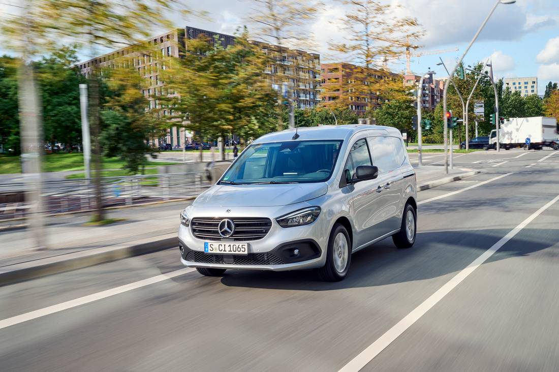 mercedes-benz-citan-front