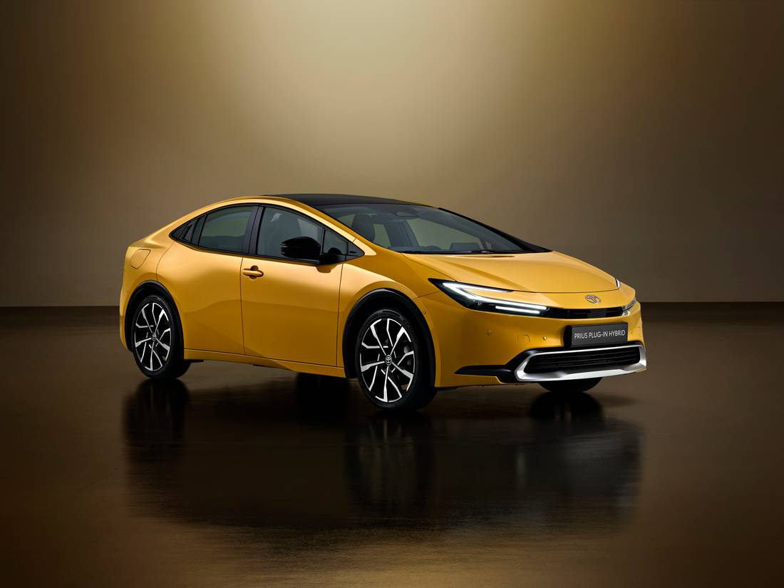 2022+-+PRIUS+PLUG-IN+HYBRID+3.jpg