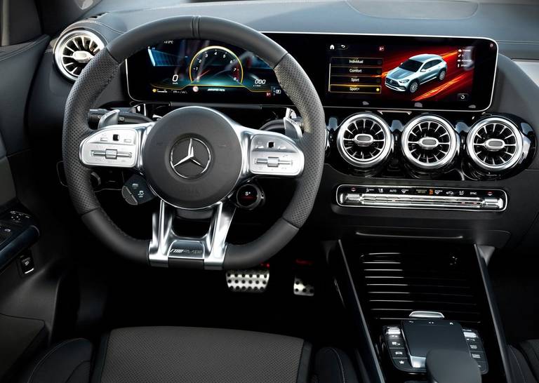 Mercedes-Benz-GLA-2021-1280-1e