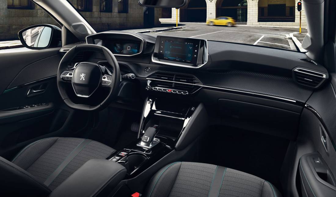 Peugeot 208 6