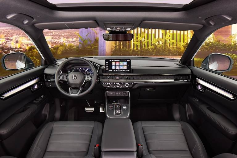 Honda CR-V (2023) interior