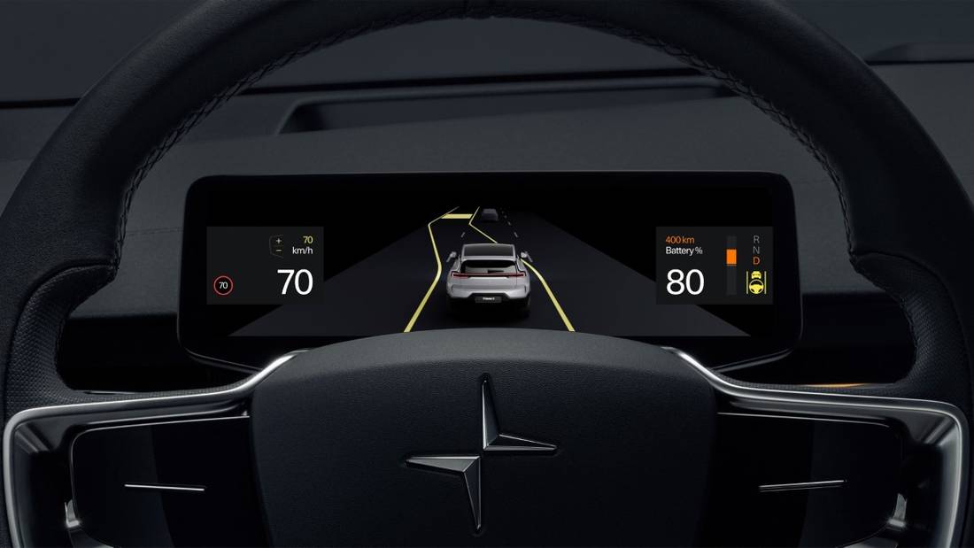 662521_20230105_Polestar_3_driver_display_with_Pilot_Assist