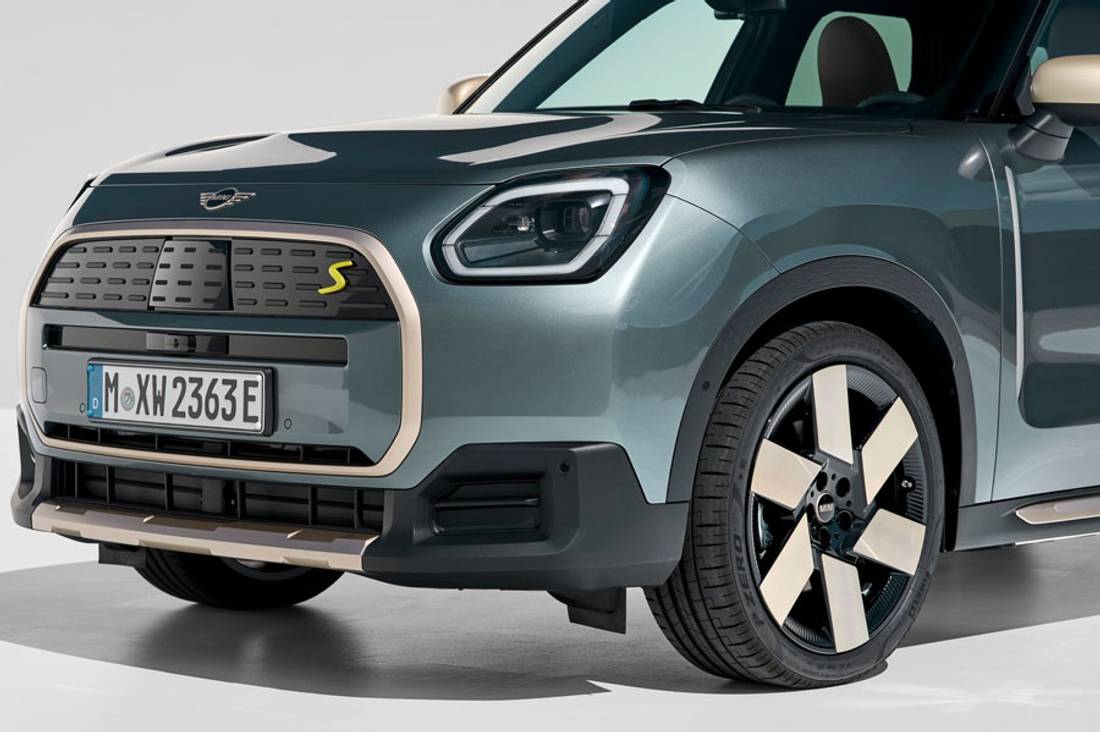 Mini-Countryman SE ALL4-2024-1600-4d