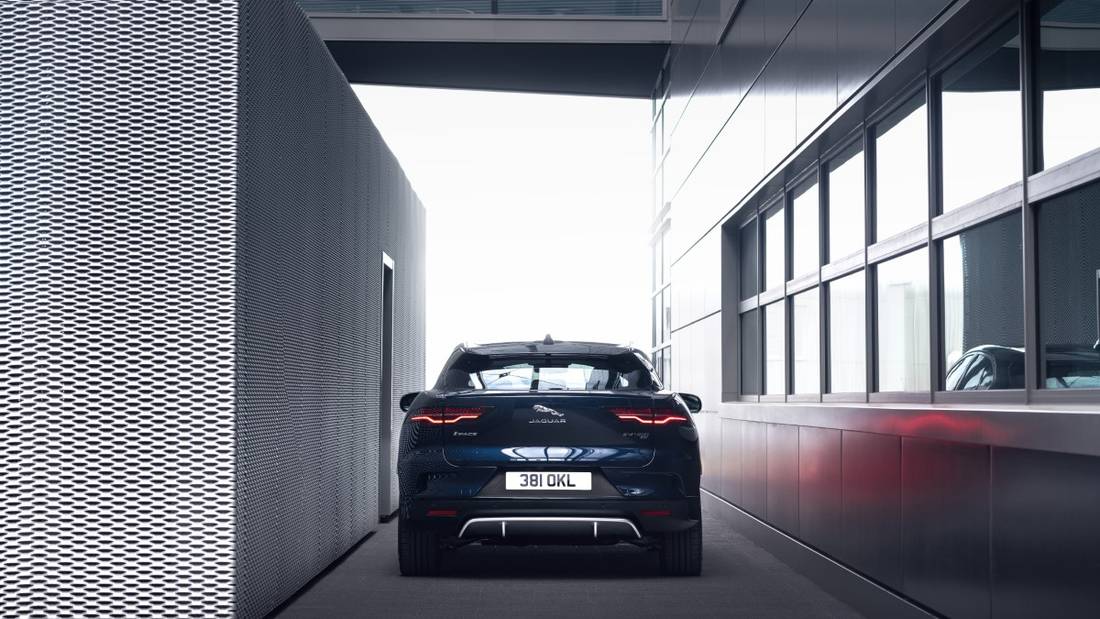 Jag_I-PACE_22MY_S_Exterior_20