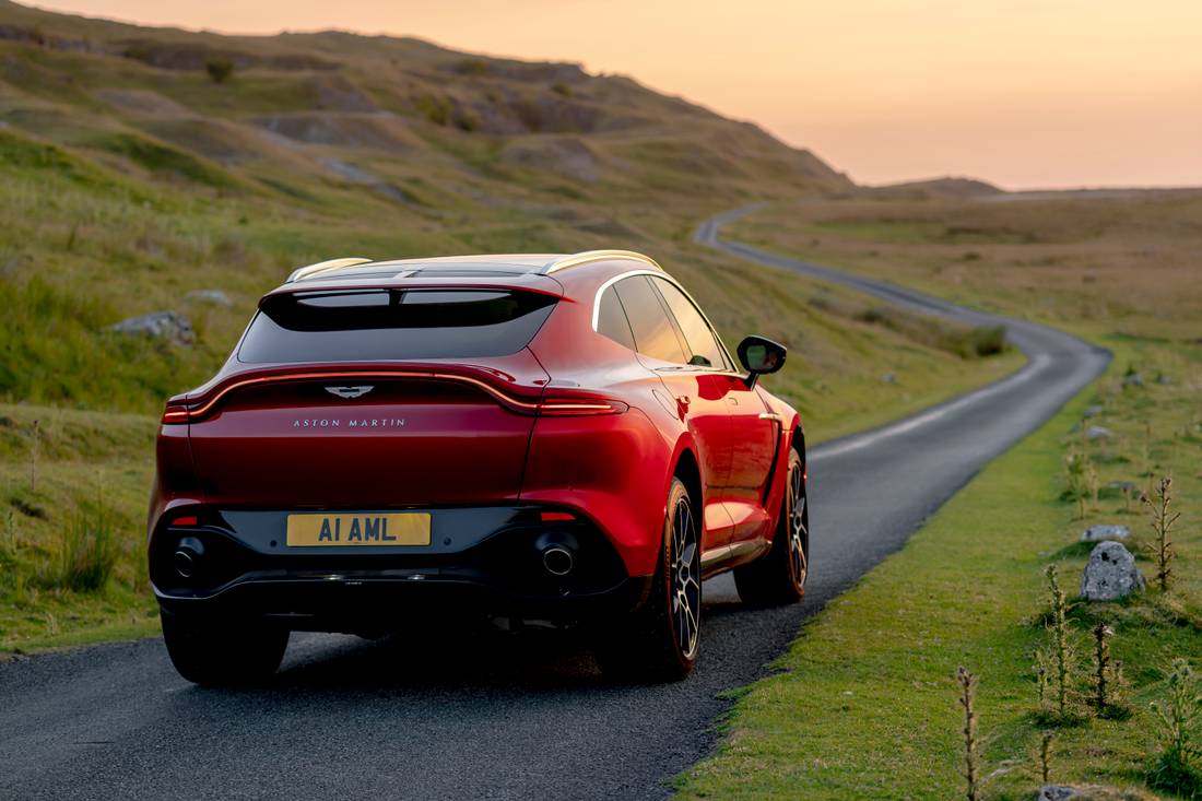 Aston_Martin_DBX_-_Hyper_Red_-_A1_AML__6-JPG.JPG