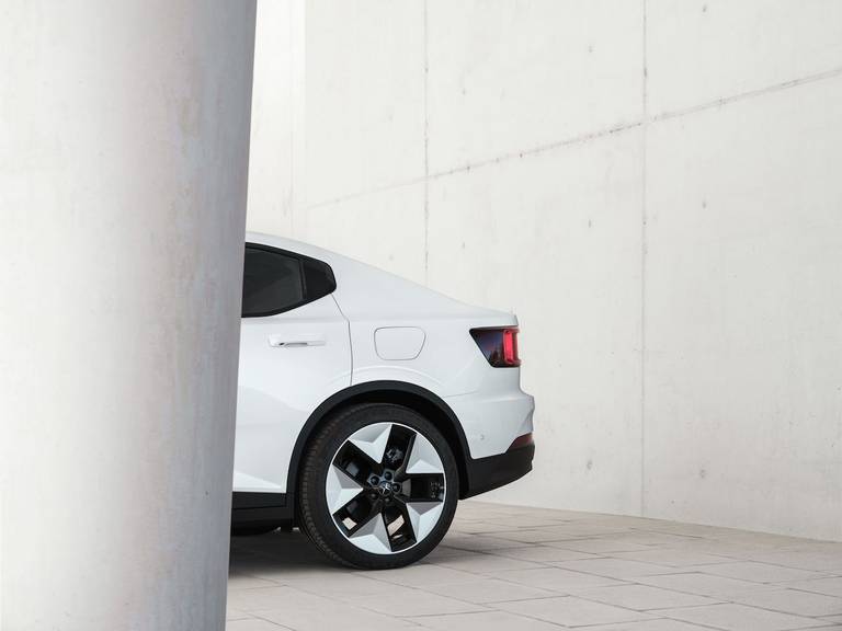 Polestar 2 Standard Range Single Motor (2022) detail