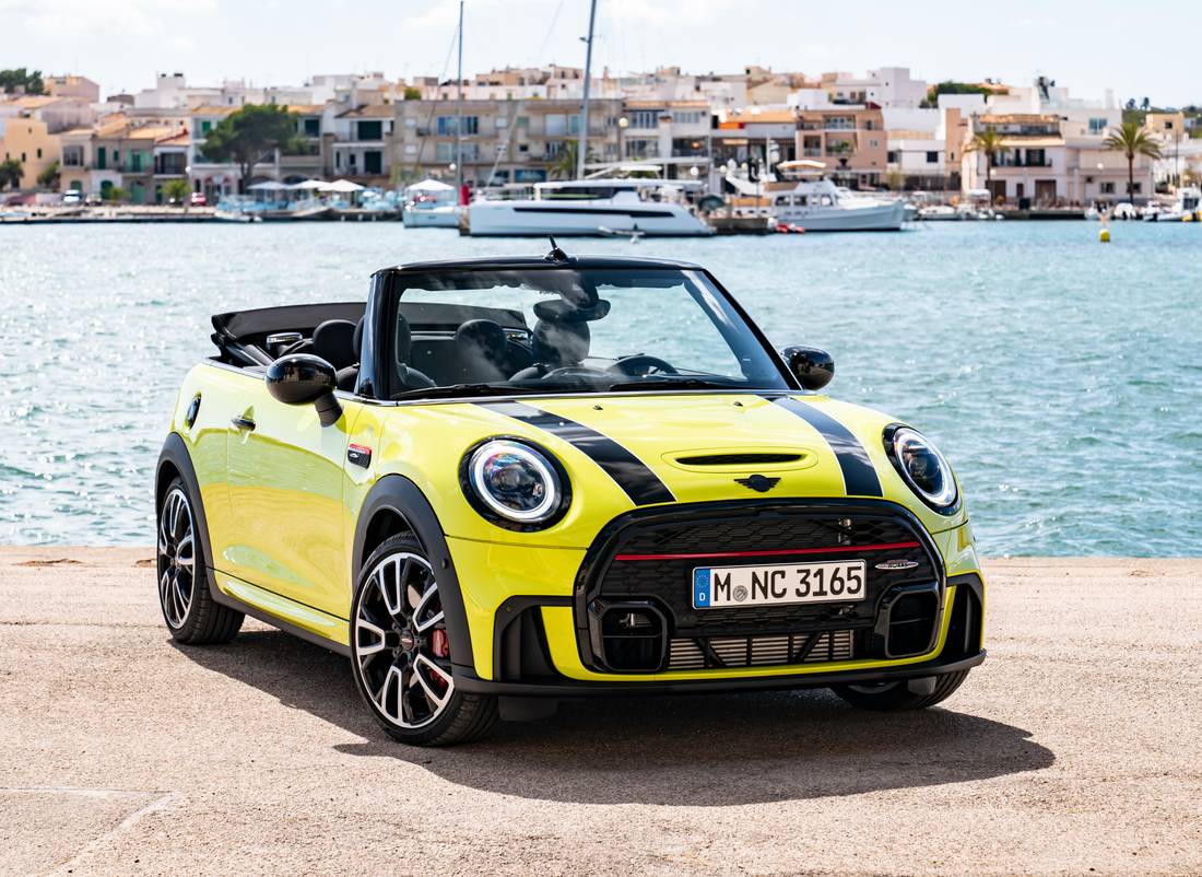 mini-cabrio-john-cooper-works-front