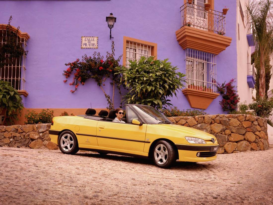 peugeot_306_cabriolet_01.jpg