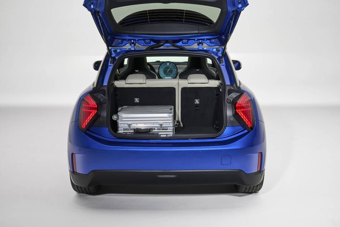 P90519611_highRes_mini-cooper-se-09-20