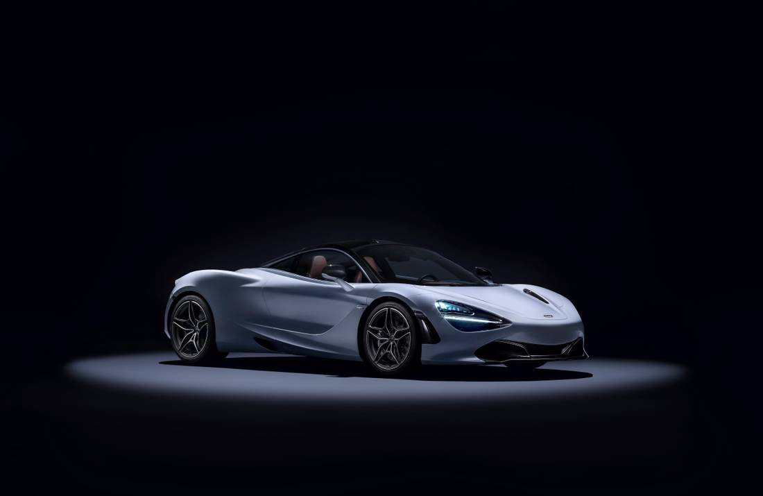 7532-McLaren720S