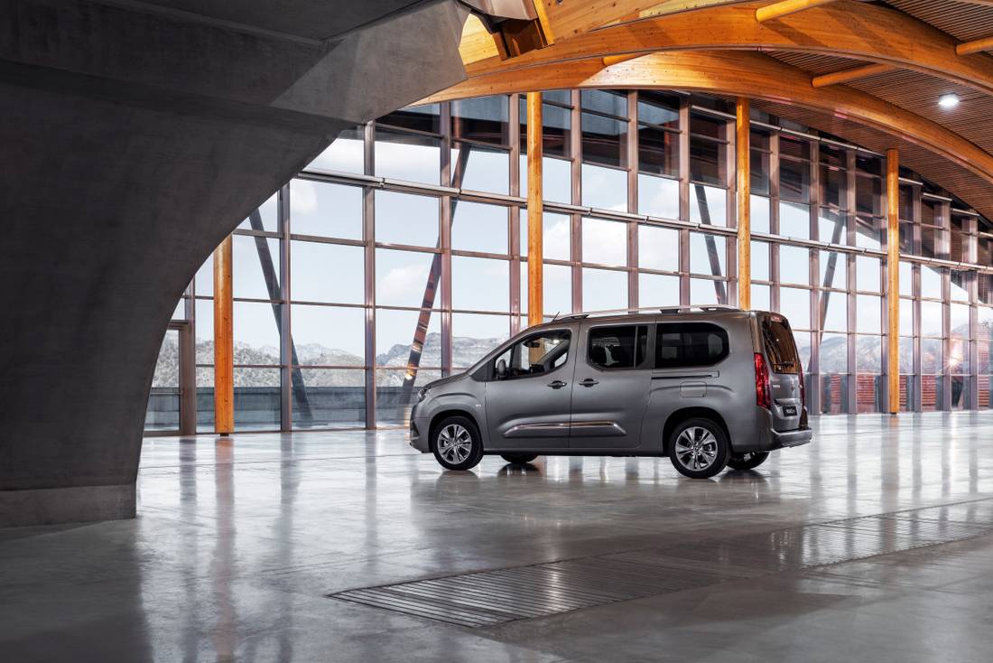 toyota_proace_city_verso_long_5