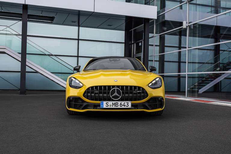 mercedes-amg gt 43 coupe 32