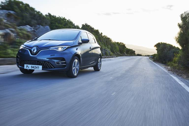 2019 - New Renault ZOE tests drive in Sardinia