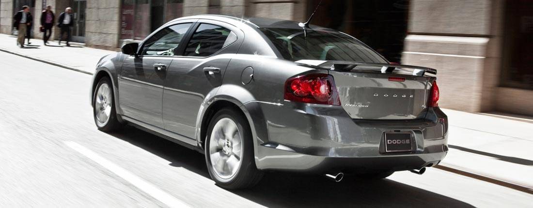 dodge-avenger-l-02.jpg