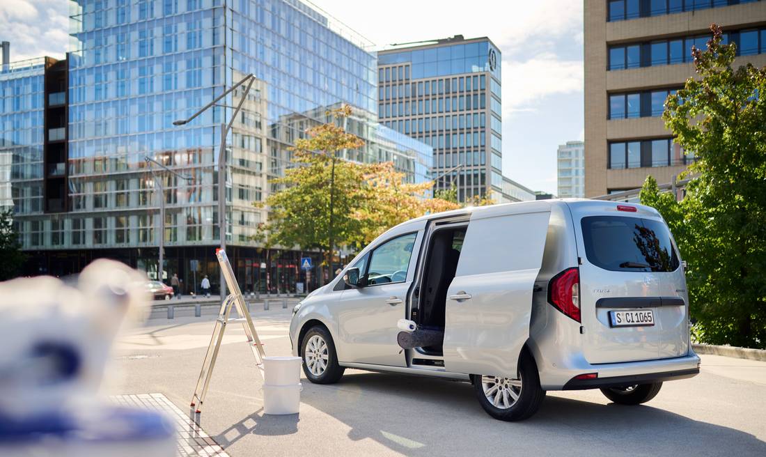 mercedes-benz-citan-back