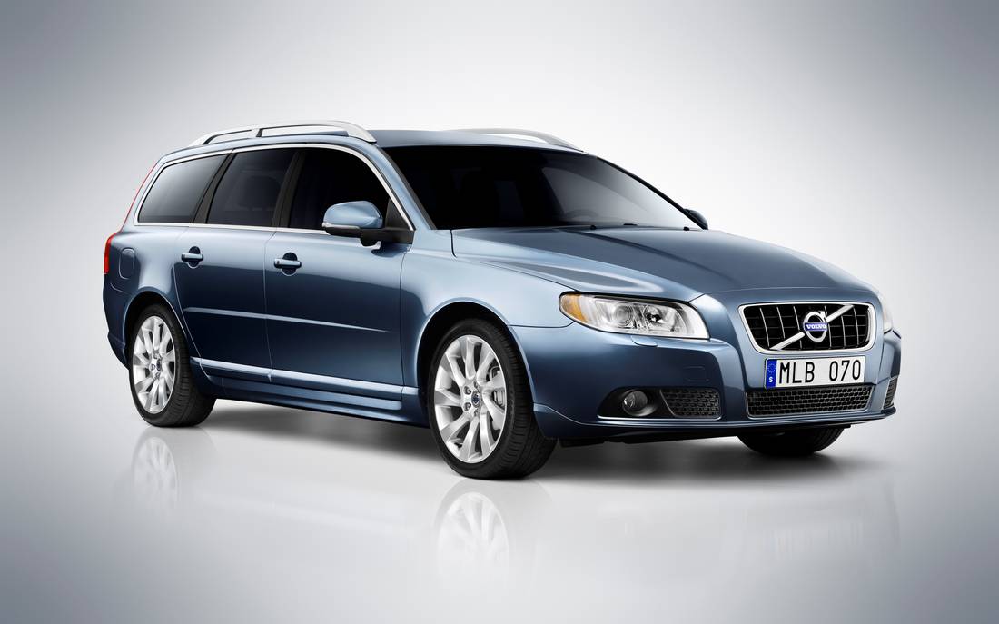 37393_Volvo_V70.jpg