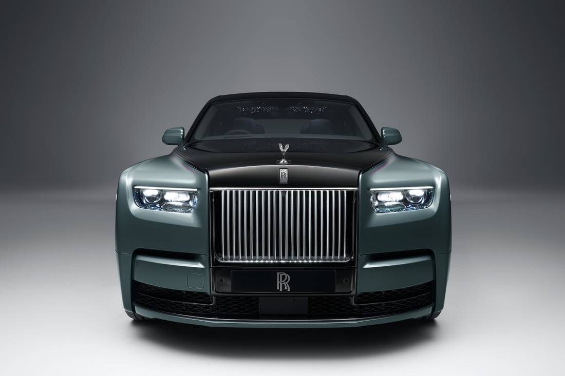 P90462867_highRes_rolls-royce-phantom-