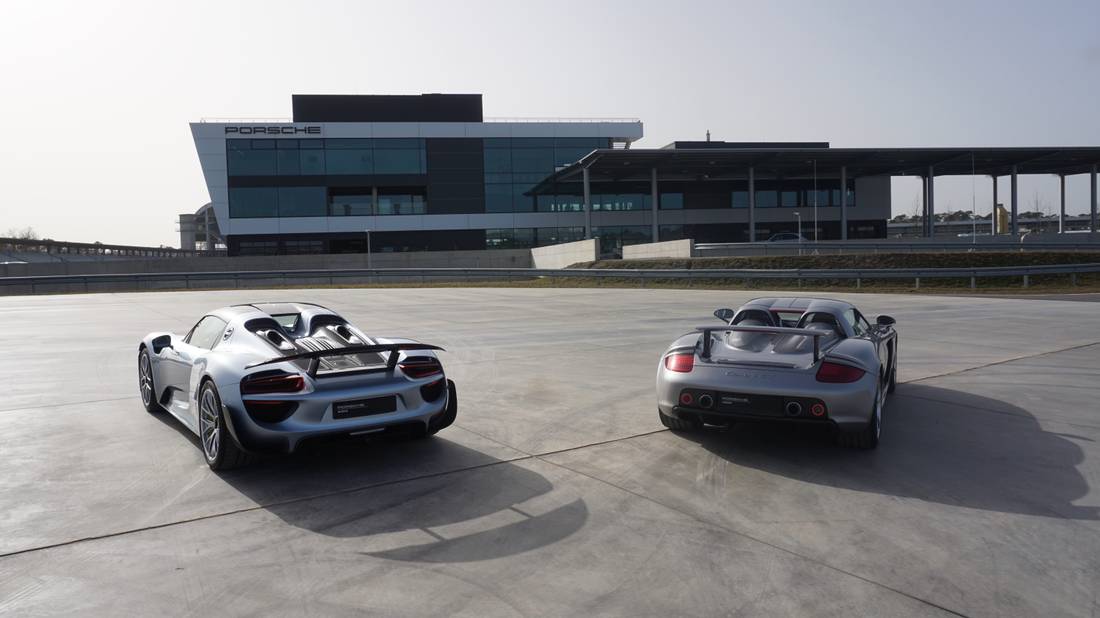 Porsche_Legends.jpeg