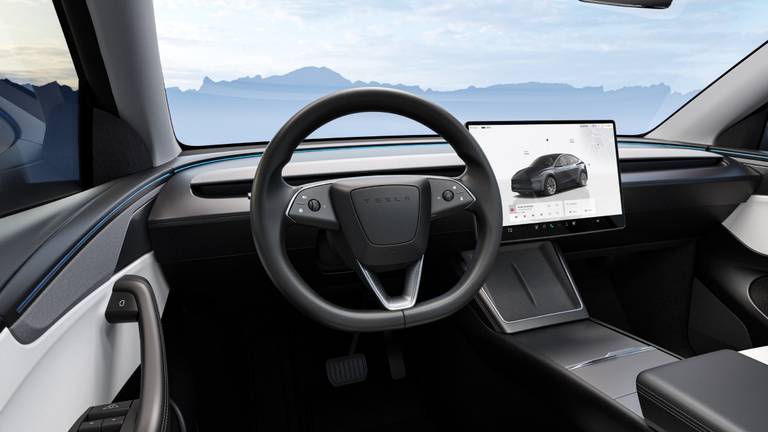 BEBE20250626 Tesla Model Y 02